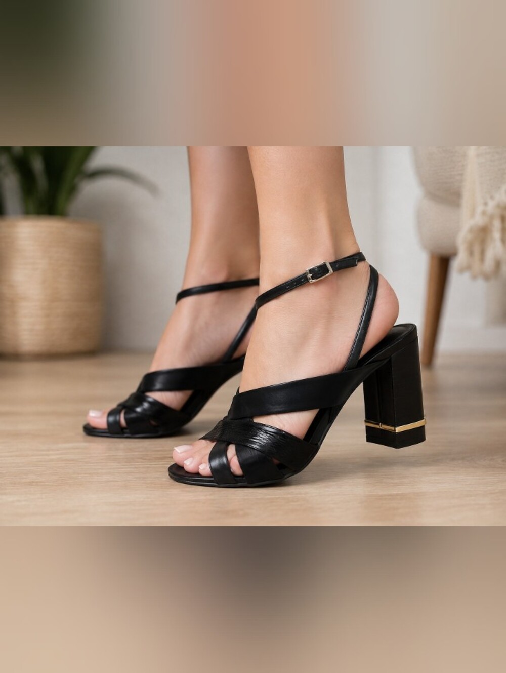 Jorge Bischoff Black Patent Leather Block Heel Sandals Croc Embossed Size 8B
